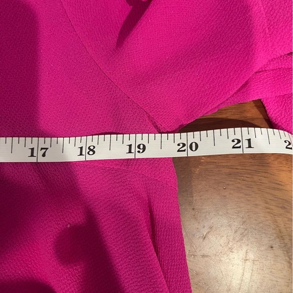 She + sky women’s hot pink vneck blouse size small‎ - Picture 4 of 5